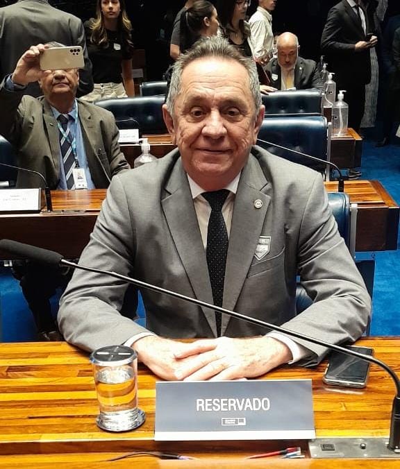 Presidente do CRA-CE participa de sessão solene pelo Dia do Administrador no Congresso Federal